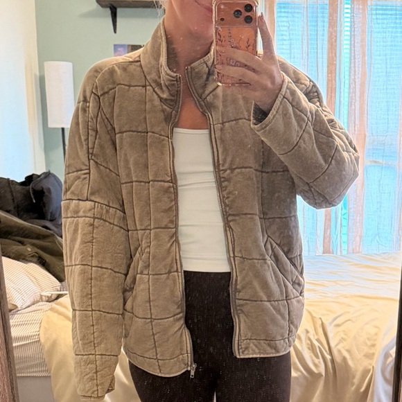 Forever 21 Jackets & Blazers - Forever 21 Quilted Brown Teddy Jacket